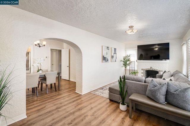 432 Gilger Ave, Martinez, CA 94553