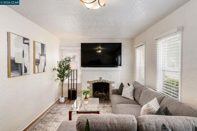 432 Gilger Ave, Martinez, CA 94553