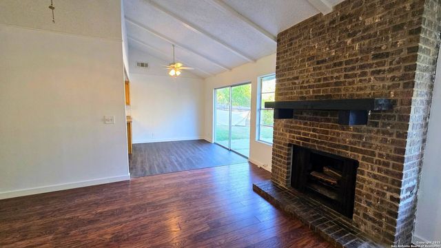 1154 S Ellison, San Antonio, TX 78245