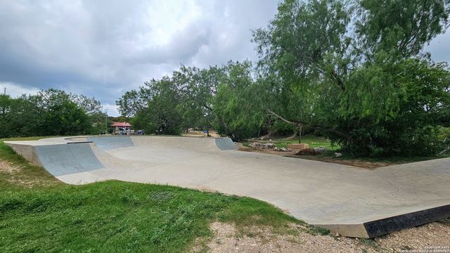 1154 S Ellison, San Antonio, TX 78245