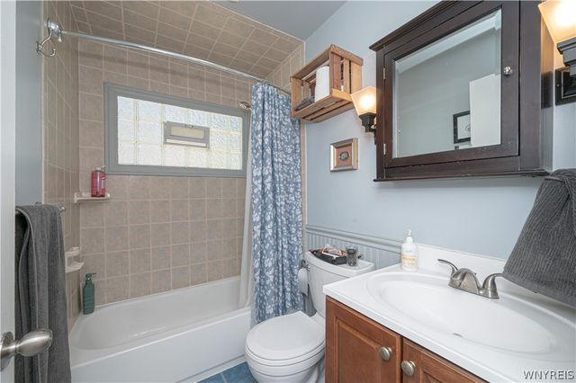 73 Ashford Avenue, Tonawanda, NY 14150