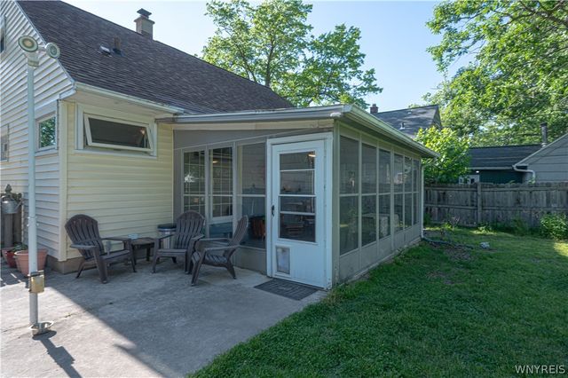 73 Ashford Avenue, Tonawanda, NY 14150