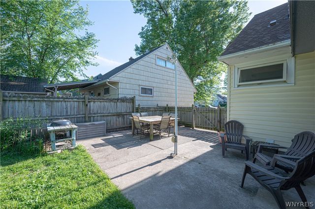 73 Ashford Avenue, Tonawanda, NY 14150
