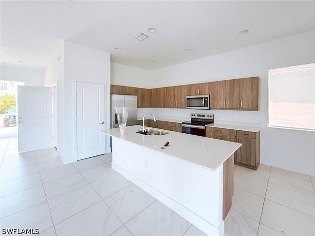 5639 Argento DR, Ave Maria, FL 34142