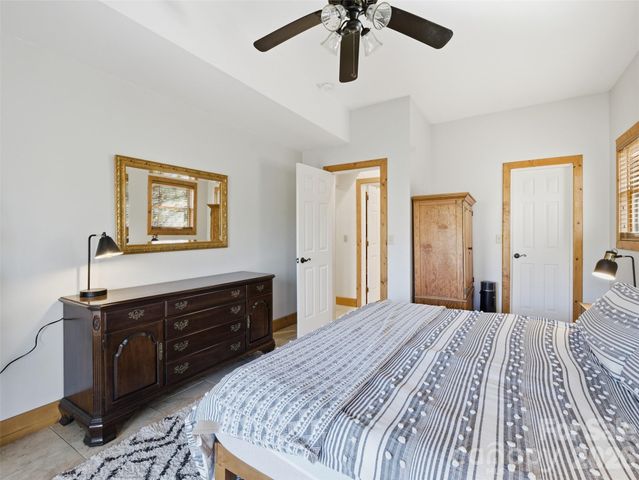 32 Zebulon Lane, Mars Hill, NC 28754