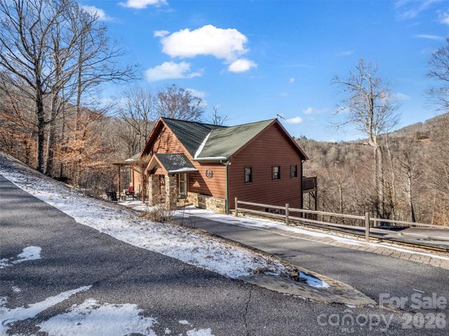 32 Zebulon Lane, Mars Hill, NC 28754