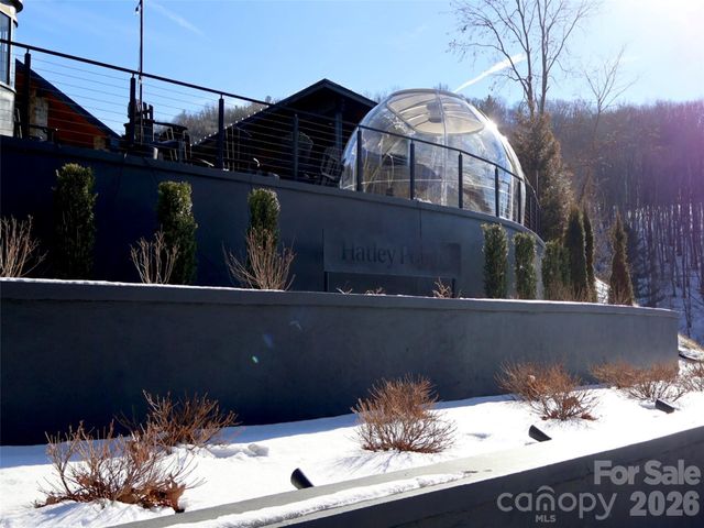 32 Zebulon Lane, Mars Hill, NC 28754