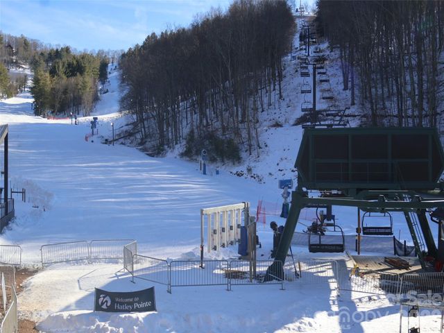 32 Zebulon Lane, Mars Hill, NC 28754