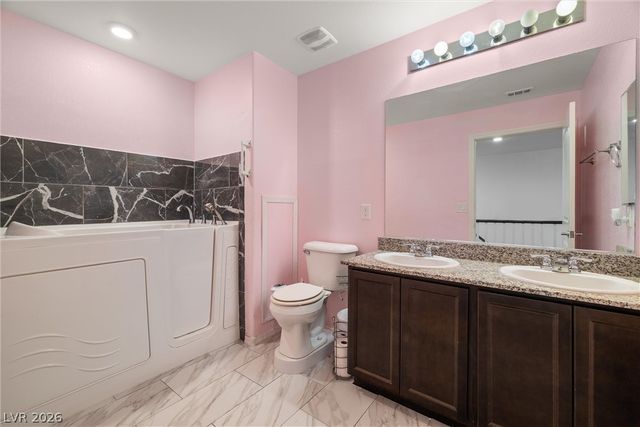 3821 East Summit Avenue, Pahrump, NV 89061