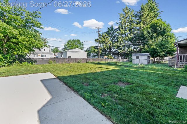 6556 Pelham Road, Taylor, MI 48180