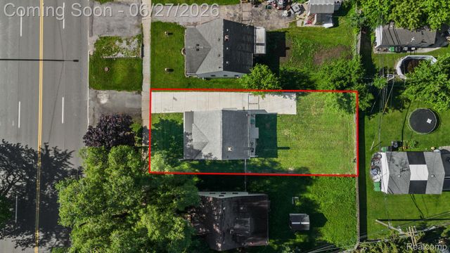 6556 Pelham Road, Taylor, MI 48180
