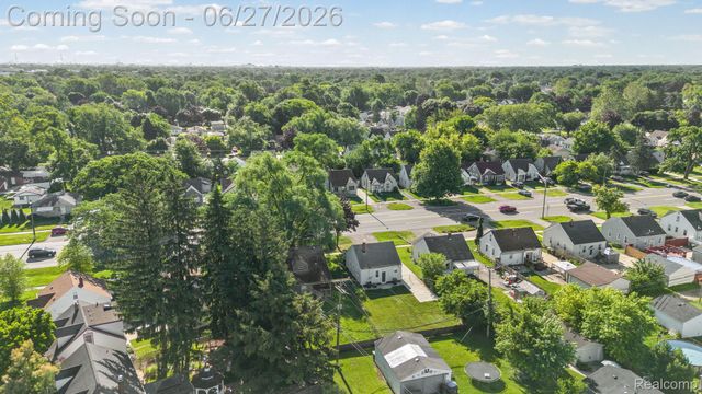 6556 Pelham Road, Taylor, MI 48180