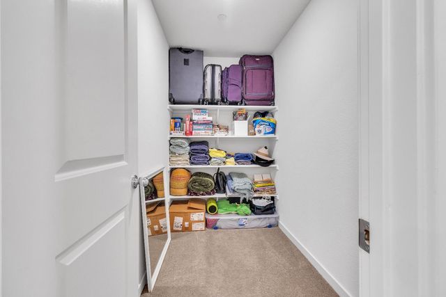 5248 Cumberland Dr, Roseville, CA 95747