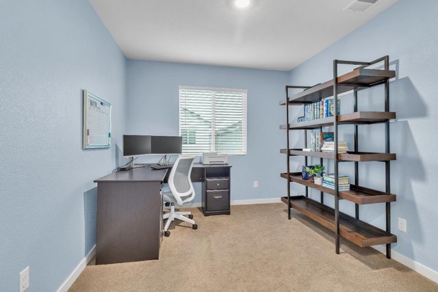 5248 Cumberland Dr, Roseville, CA 95747