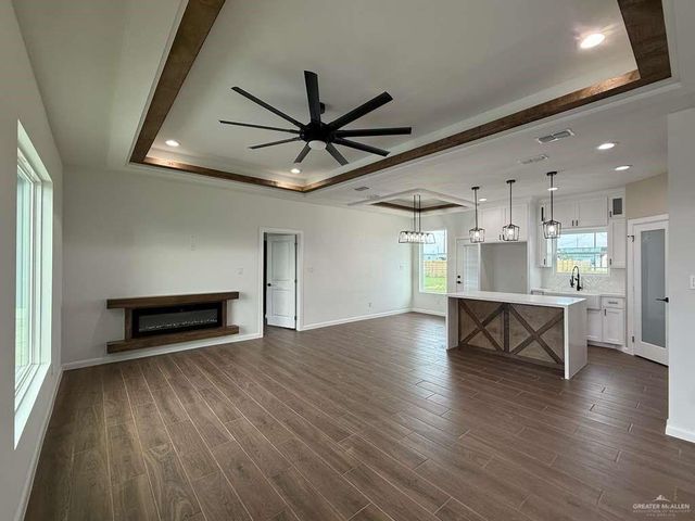 407 Jubiloso Avenue, Donna, TX 78537