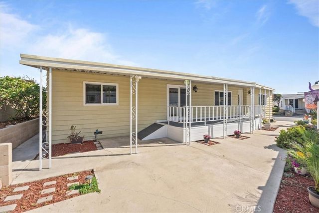 18601 Newland Street 97, Huntington Beach, CA 92646