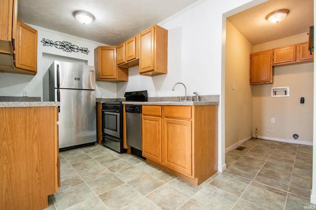 300 Walnut Street, Osceola, IN 46561