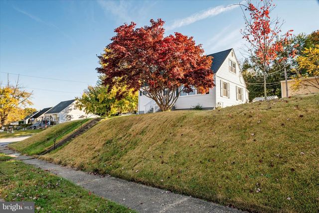 741 SILVER CREEK RD, Pikesville, MD 21208