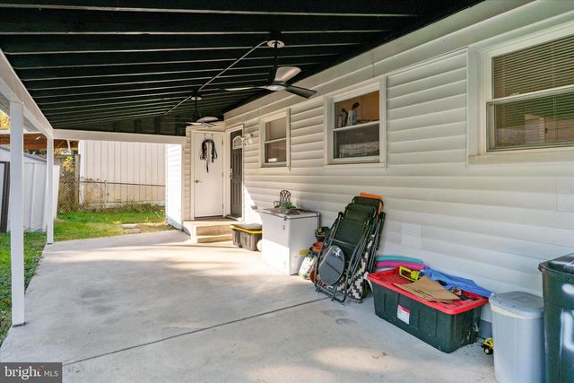 741 SILVER CREEK RD, Pikesville, MD 21208