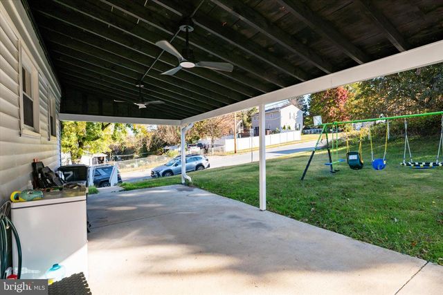 741 SILVER CREEK RD, Pikesville, MD 21208