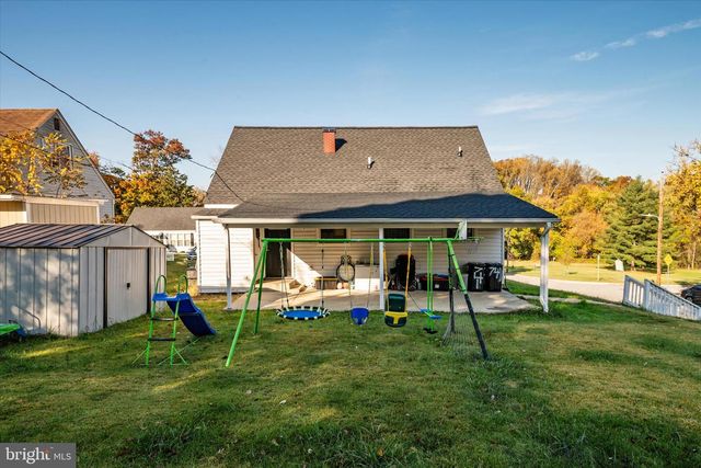 741 SILVER CREEK RD, Pikesville, MD 21208