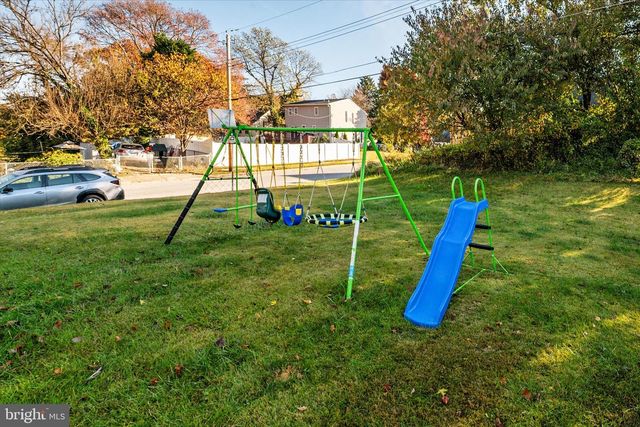 741 SILVER CREEK RD, Pikesville, MD 21208