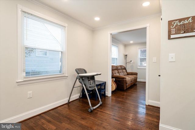 741 SILVER CREEK RD, Pikesville, MD 21208