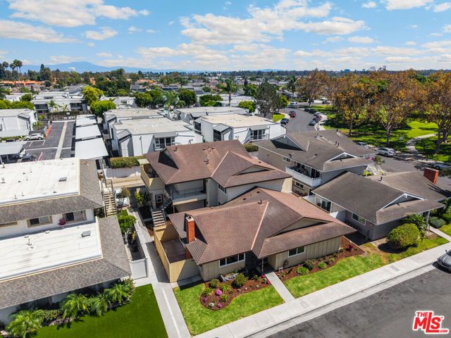 17082 Evergreen Circle, Huntington Beach, CA 92647