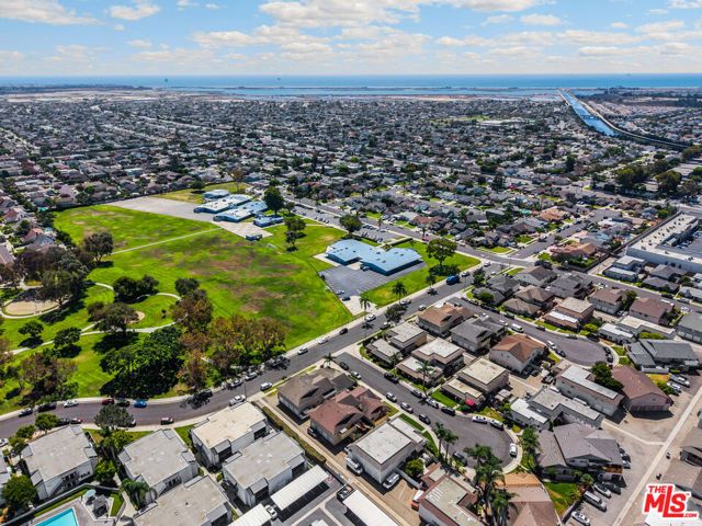 17082 Evergreen Circle, Huntington Beach, CA 92647