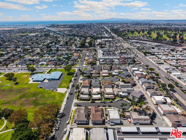 17082 Evergreen Circle, Huntington Beach, CA 92647