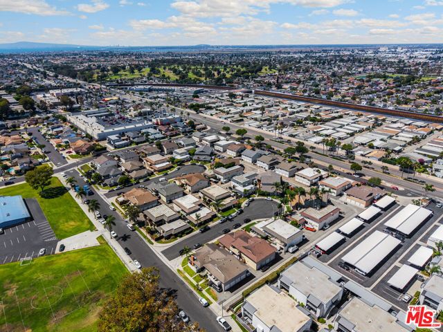 17082 Evergreen Circle, Huntington Beach, CA 92647
