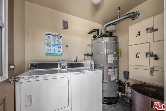 17082 Evergreen Circle, Huntington Beach, CA 92647