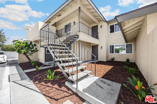 17082 Evergreen Circle, Huntington Beach, CA 92647