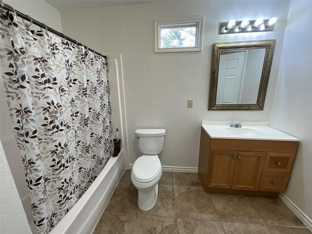 2210 State Highway 31 W, Athens, TX 75751