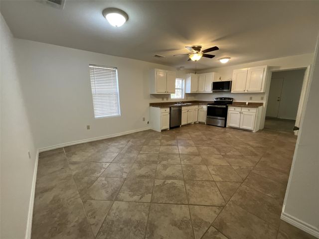 2210 State Highway 31 W, Athens, TX 75751