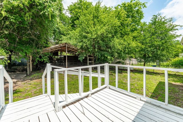 1610 Alamo Drive, Granbury, TX 76048