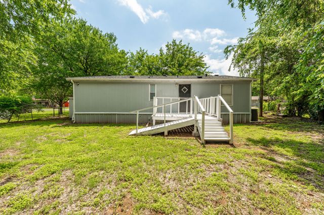 1610 Alamo Drive, Granbury, TX 76048