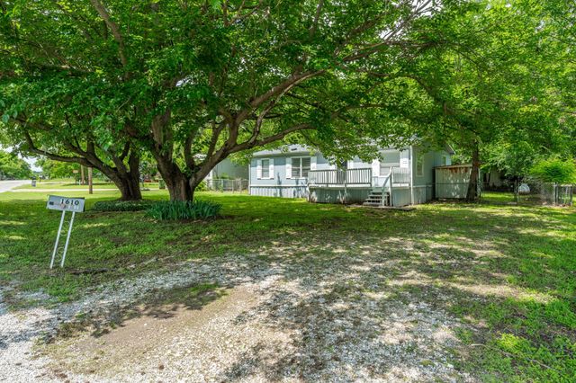 1610 Alamo Drive, Granbury, TX 76048