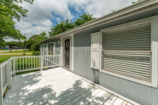 1610 Alamo Drive, Granbury, TX 76048