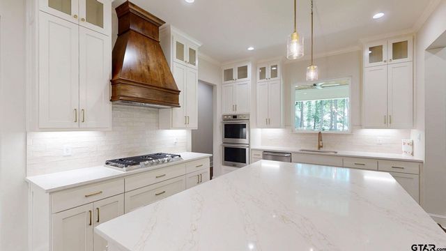 15337 Lakeside Dr, Tyler, TX 75707