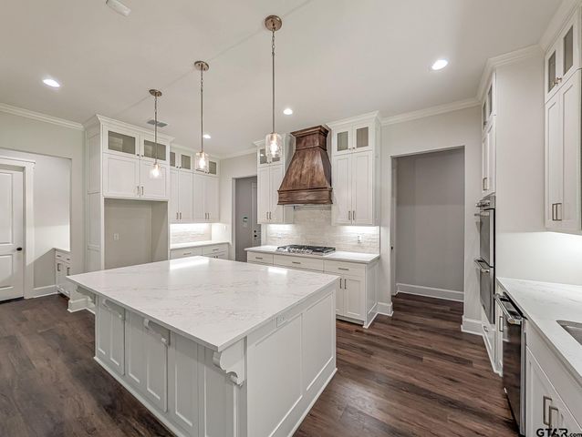 15337 Lakeside Dr, Tyler, TX 75707