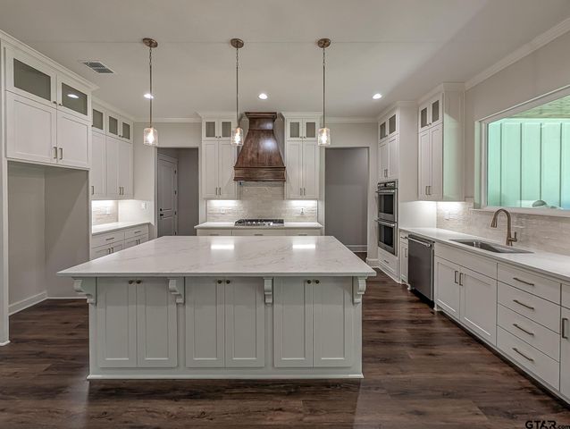 15337 Lakeside Dr, Tyler, TX 75707