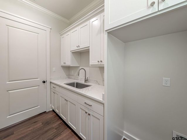 15337 Lakeside Dr, Tyler, TX 75707