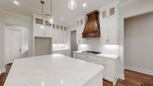 15337 Lakeside Dr, Tyler, TX 75707
