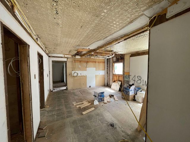 608-610 Burgess Street, Berlin, NH 03570