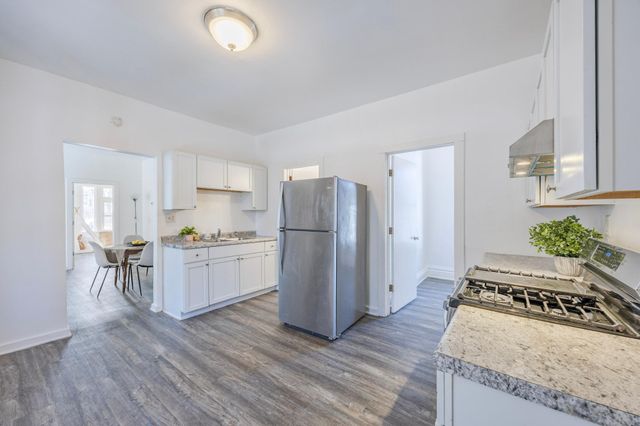 585 Sherburne Avenue, Saint Paul, MN 55103