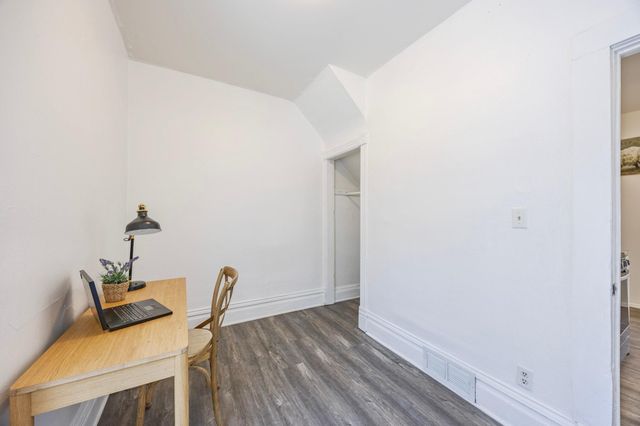 585 Sherburne Avenue, Saint Paul, MN 55103