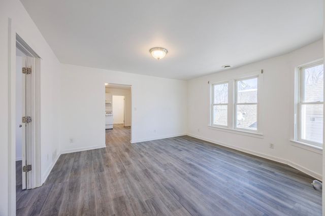 585 Sherburne Avenue, Saint Paul, MN 55103