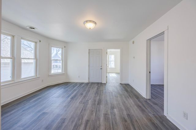 585 Sherburne Avenue, Saint Paul, MN 55103