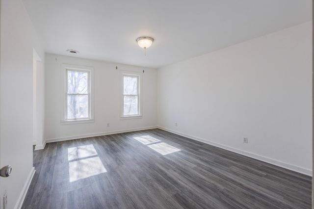 585 Sherburne Avenue, Saint Paul, MN 55103